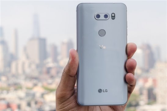 骁龙835+全面屏！LG V30历史新低