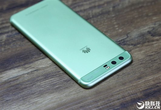 主打拍照和AI！华为新旗舰P11外形曝光