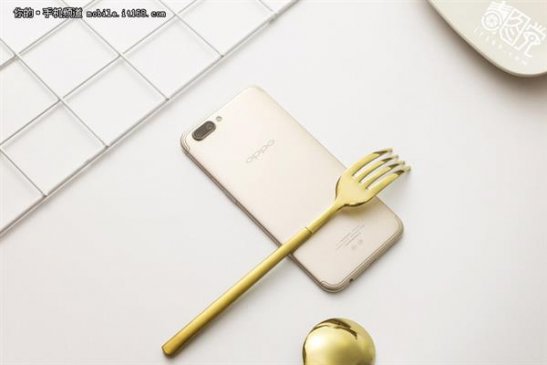 2017手机圈九宗“最”盘点：最可怜旗舰是它