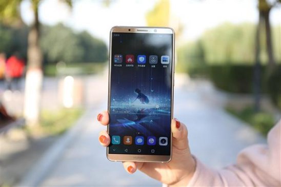 2018新年换新机：该买谁看完就知道