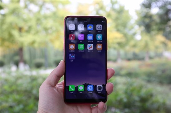 支持双卡双VoLTE！OPPO R11s获得安卓8.1更新