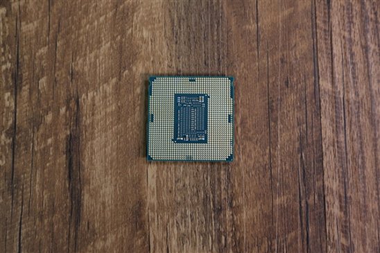  Intel回应CPU内核漏洞：AMD/ARM也中招、性能削弱不足虑