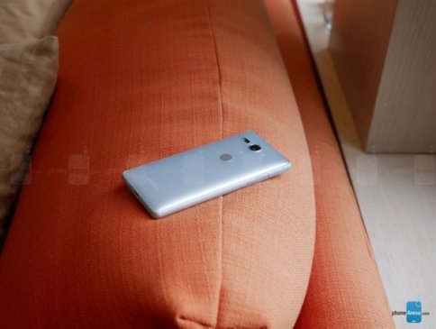 多彩配色颜值赞 索尼Xperia XZ2 Compact图赏
