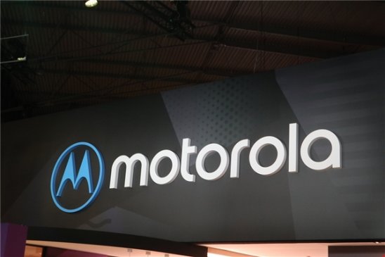 Moto高管变动 ！G6新机4月发：销魂的下巴……