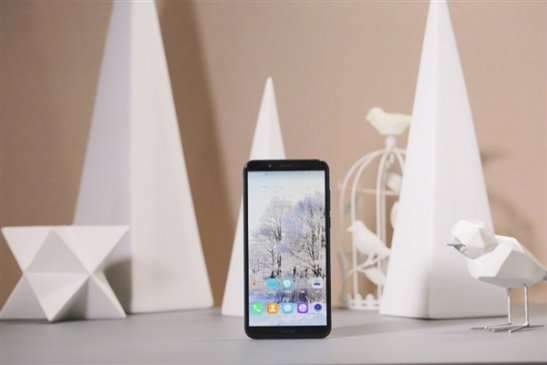 荣耀畅玩7C高配版即将开售：1299元