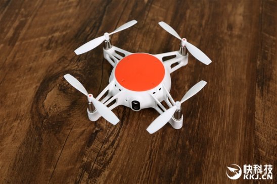 仅88g单手可握 米兔遥控小飞机开箱图赏