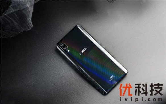 硬件强悍软件智能 高端旗舰vivo NEX体验出众