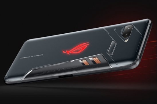 华硕ROG游戏手机即将登陆美国：骁龙845+8G内存