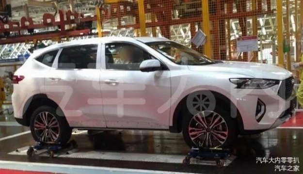 搭2.0T发动机 哈弗全新SUV无伪谍照曝光