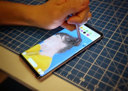 顶配8GB内存 S Pen是点睛之笔 三星Note9上手体验