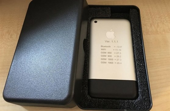 初代iPhone原型机现身：外形/系统很特别