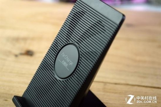 南孚风冷快充上手：＂立起来＂的无线标杆