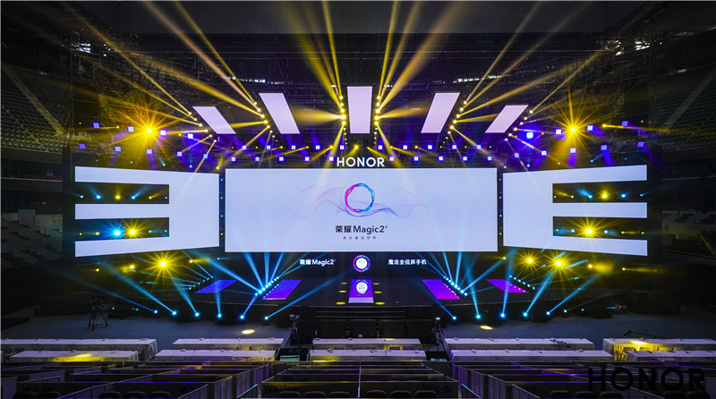 自主研发黑科技加持 荣耀Magic2携智慧生命体YOYO震撼发布