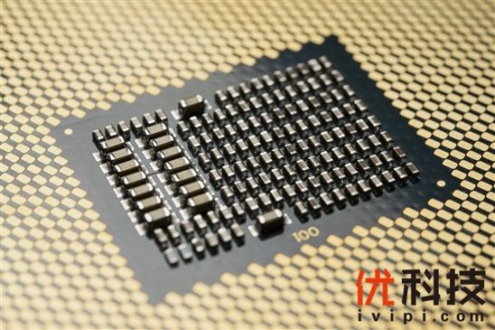 胶水封装！Intel 48核心首曝：12通道内存