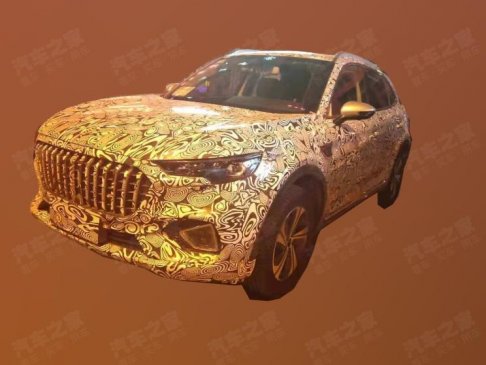 定位5座中型SUV 曝红旗HS5实车谍照