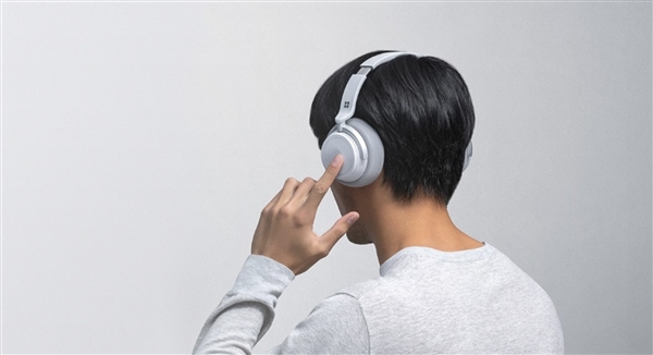 微软Surface Headphones开启预购：2400元