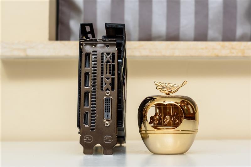 有显卡还要啥女朋友？AMD RX 590显卡深度评测