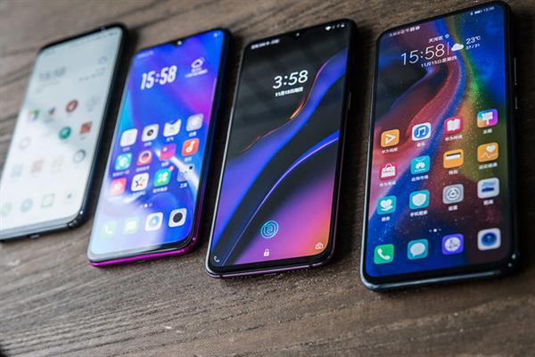 没有对比没有伤害 一加6T和竞品解锁速度对比：表现领先