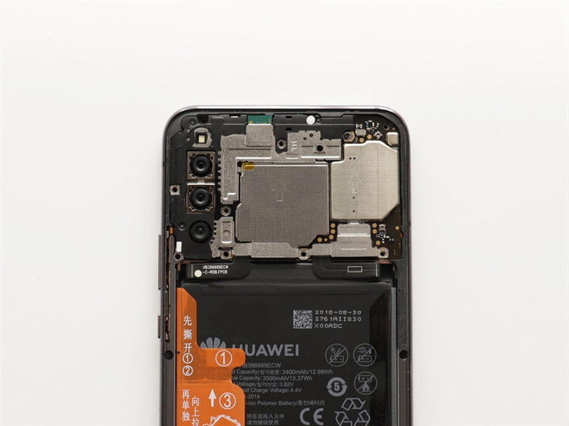 荣耀Magic2拆解：蝶式五轨滑屏 + 前后六摄