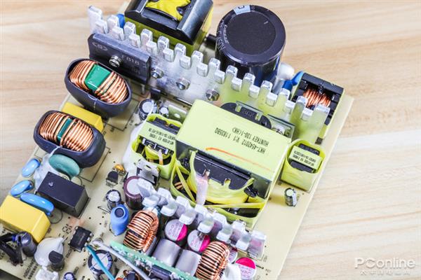 RTX和9代酷睿又提功耗？航嘉WD600K已帮你解决难题