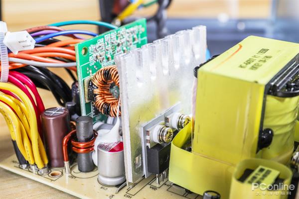 RTX和9代酷睿又提功耗？航嘉WD600K已帮你解决难题