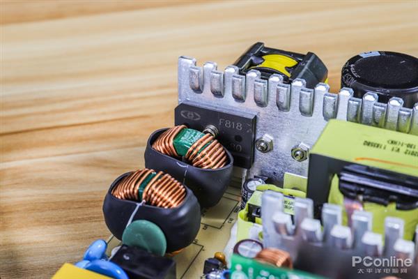 RTX和9代酷睿又提功耗？航嘉WD600K已帮你解决难题