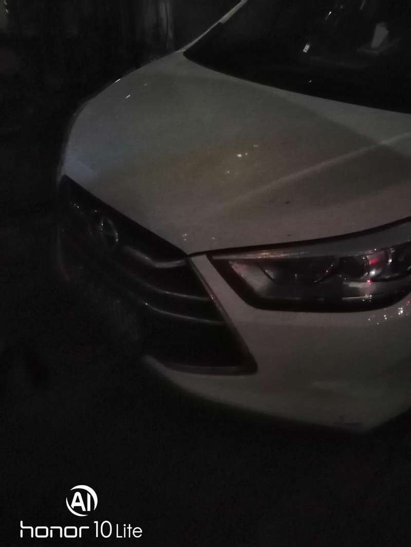 颜值就是正义!荣耀10青春版评测:外有炫光渐变 内有麒麟710