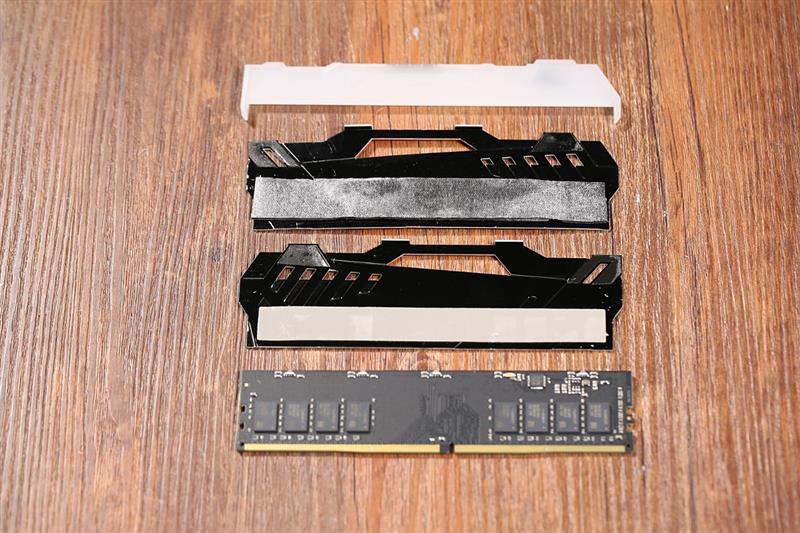 iGame DDR4 8G 3200内存评测：市售性价比最高的B-DIE内存