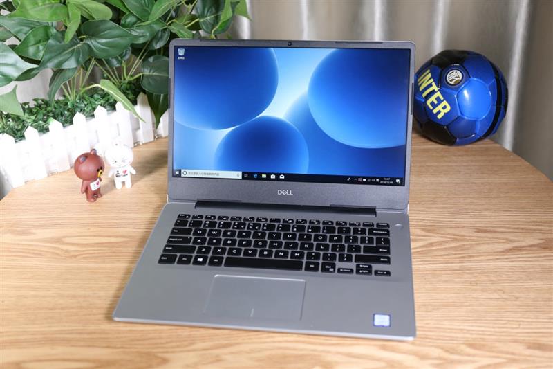 5799元的诱惑！灵越5488笔记本评测：处理器性能强大散热待加强