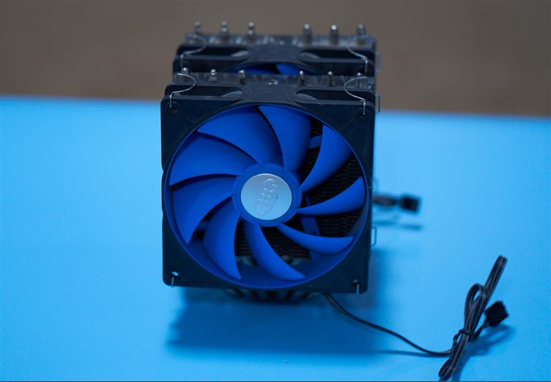 灯效高级绝不漏液！玩家风暴船长240 PRO水冷散热器评测：轻松压制9900K