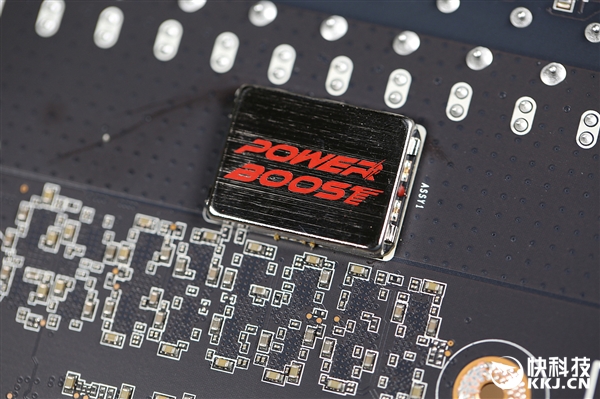 12999元疯狂堆料！索泰RTX 2080 Ti PGF显卡图赏