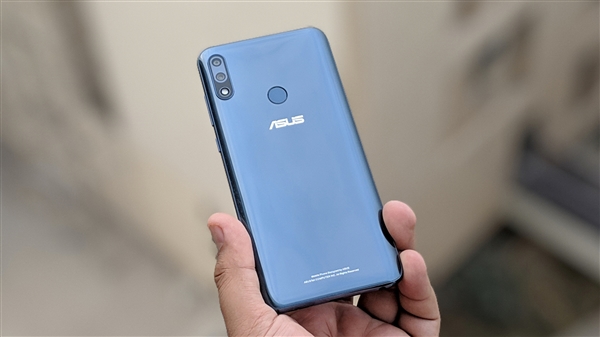 华硕ZenFone Max Pro M2发布：5000mAh电池加持 1200元