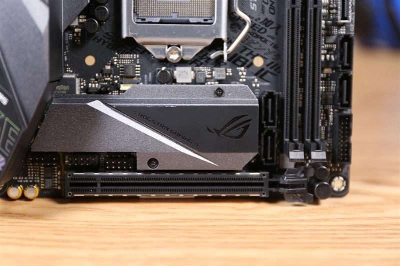 最强ITX主板！华硕ROG STRIX Z390-I GAMING评测：超频无敌小钢炮