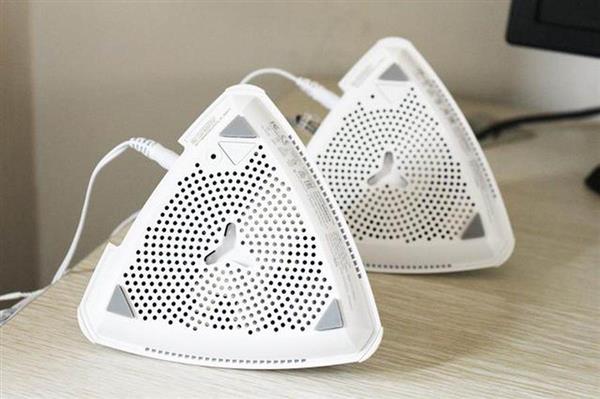 华硕Lyra Trio金字塔路由上手：大户型Wi-Fi覆盖无死角