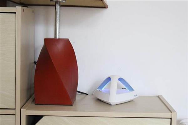 华硕Lyra Trio金字塔路由上手：大户型Wi-Fi覆盖无死角