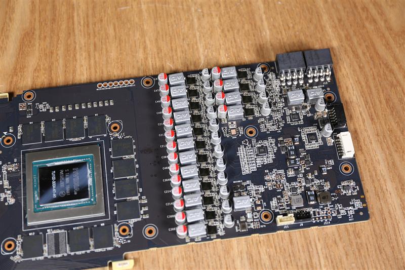 将堆料进行到底！索泰RTX2080Ti 玩家力量至尊PGF OC14评测