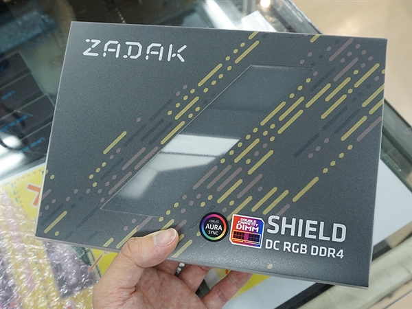 7850元！ZADAK双层内存日本上市：单条32GB