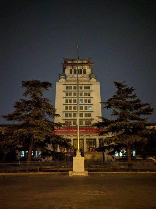 谷歌相机夜景模式移植测试：3年老机器变身夜视仪