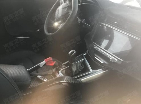 配1.5T+6MT 曝新款博越手动挡内饰谍照