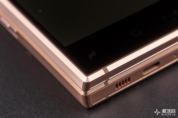 感受三星W2019的人生哲学：回归本质