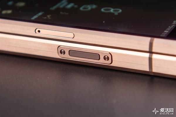 感受三星W2019的人生哲学：回归本质