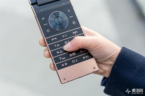 感受三星W2019的人生哲学：回归本质