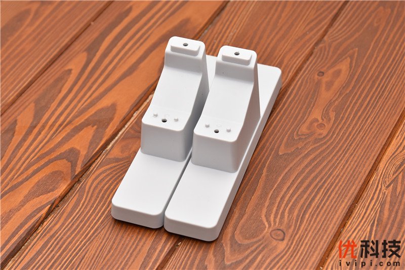 给你一个温暖如春的空间 米家电暖器<a href='https://www.ivipi.com/pc/' target='_blank'><u>体验</u></a>