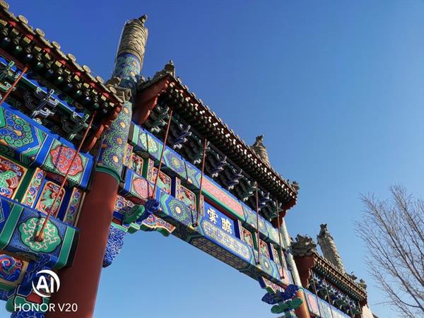 年度收官之作荣耀V20上手：2999元超值