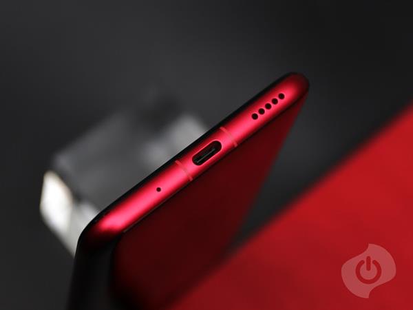 年度收官之作荣耀V20上手：2999元超值