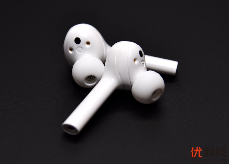 摆脱束缚 荣耀FlyPods青春版无线耳机图赏