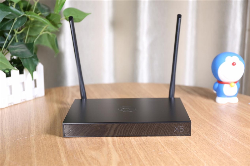 5分钟组网神器！贝锐蒲公英路由器X5评测