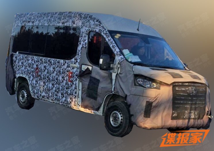 又一款轻客产品 上汽大通V90谍照曝光