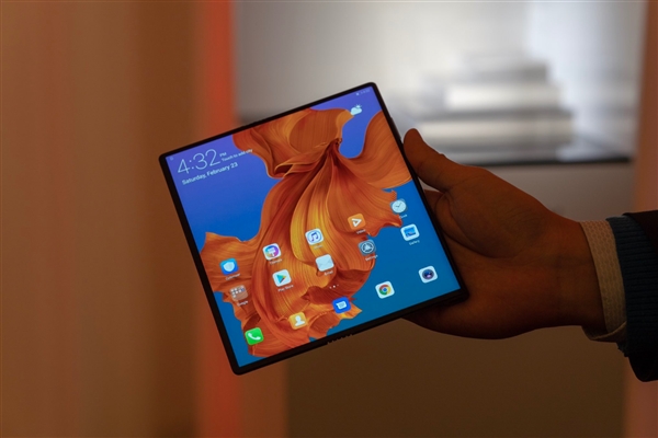 华为Mate X深度解析：折叠屏5G夺第一