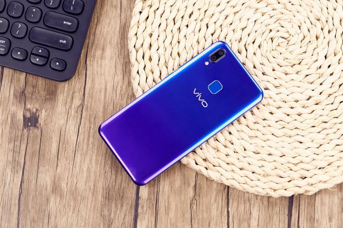 vivo U1上手体验：颜值实力面面俱到，千元轻旗舰首选
